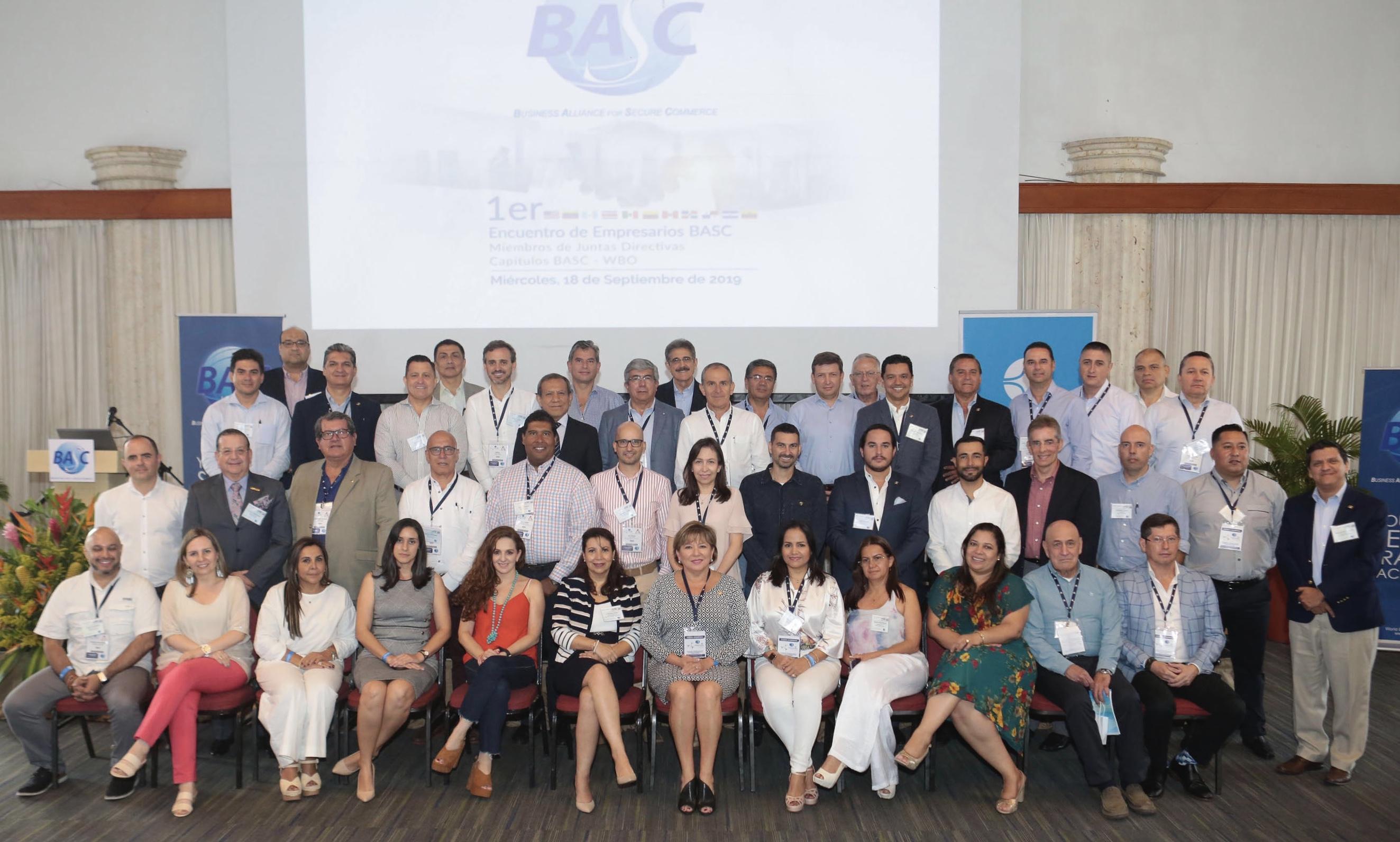 Miembros de Juntas Directivas BASC e invitados especiales asistentes al 1er Encuentro de Empresarios BASC. 