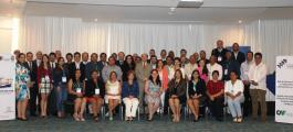 Grupo de asistentes al II Encuentro Regional Latinoamericano  y  Caribeño  de      Comunidades  Logísticas  Portuarias  en  la  ciudad  de  Cartagena  de  Indias, Colombia.